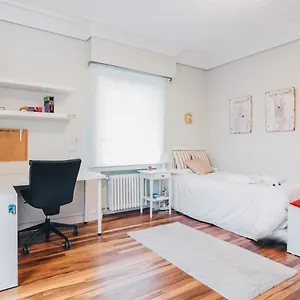https://neguri-geltokia-by-people-rentals.bilbaohotelsspain.com